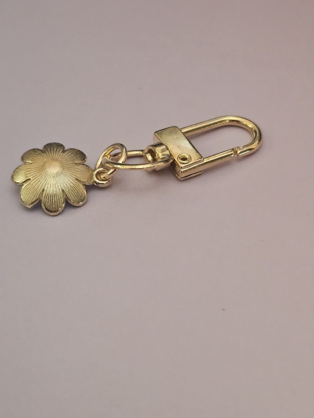 Blue Enamel Daisy Flower Keychain Purse Charm NWOT - Picture 5 of 6